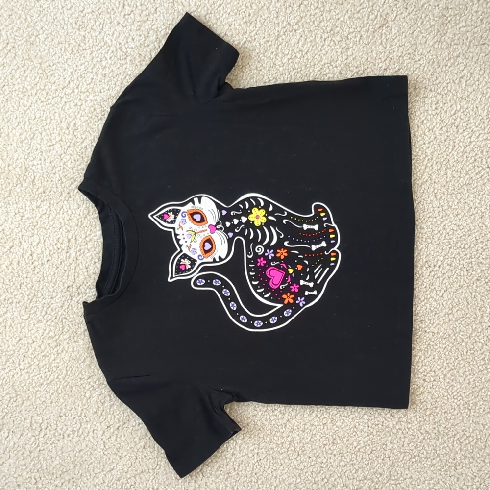 Girls Halloween Cat T-shirt (Size S 6/6X)